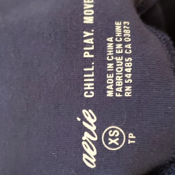 Aerie Sweatshirt with Matching Leggins - Picture 5 of 6